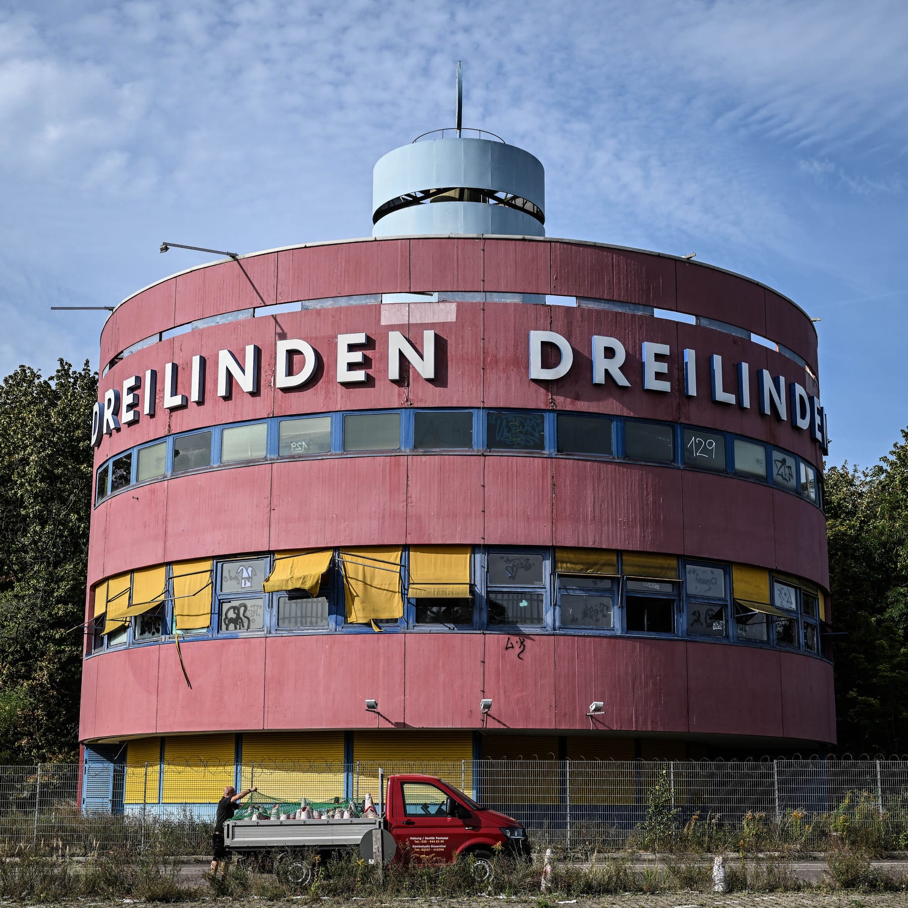 Raststätte Dreilinden Berlin: Lost-Place wird neu belebt – Das ist geplant