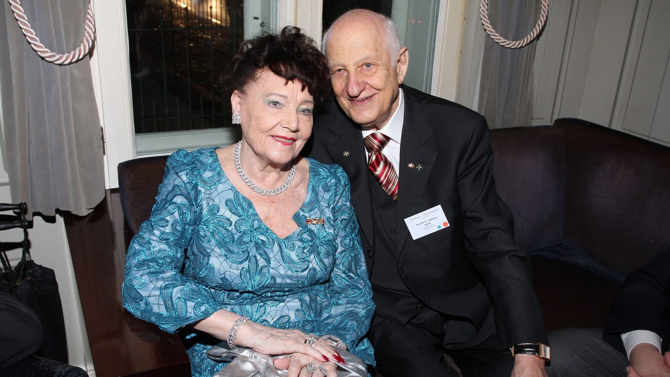 Hannelore und Helmut Greve (Archivbild): Die Unternehmerin wurde 96 Jahre alt.