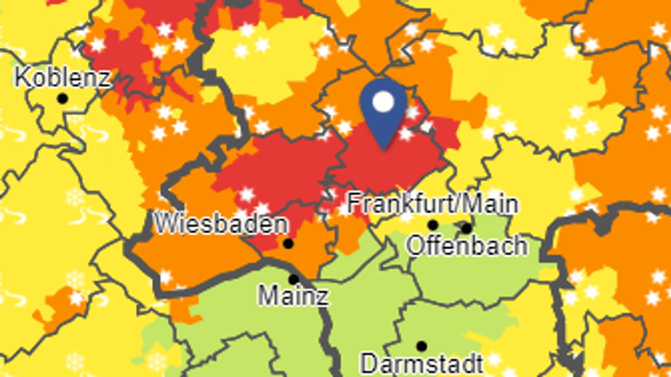 Vor allem im Norden Hessens werden am Montag starke Schneefälle erwartet.