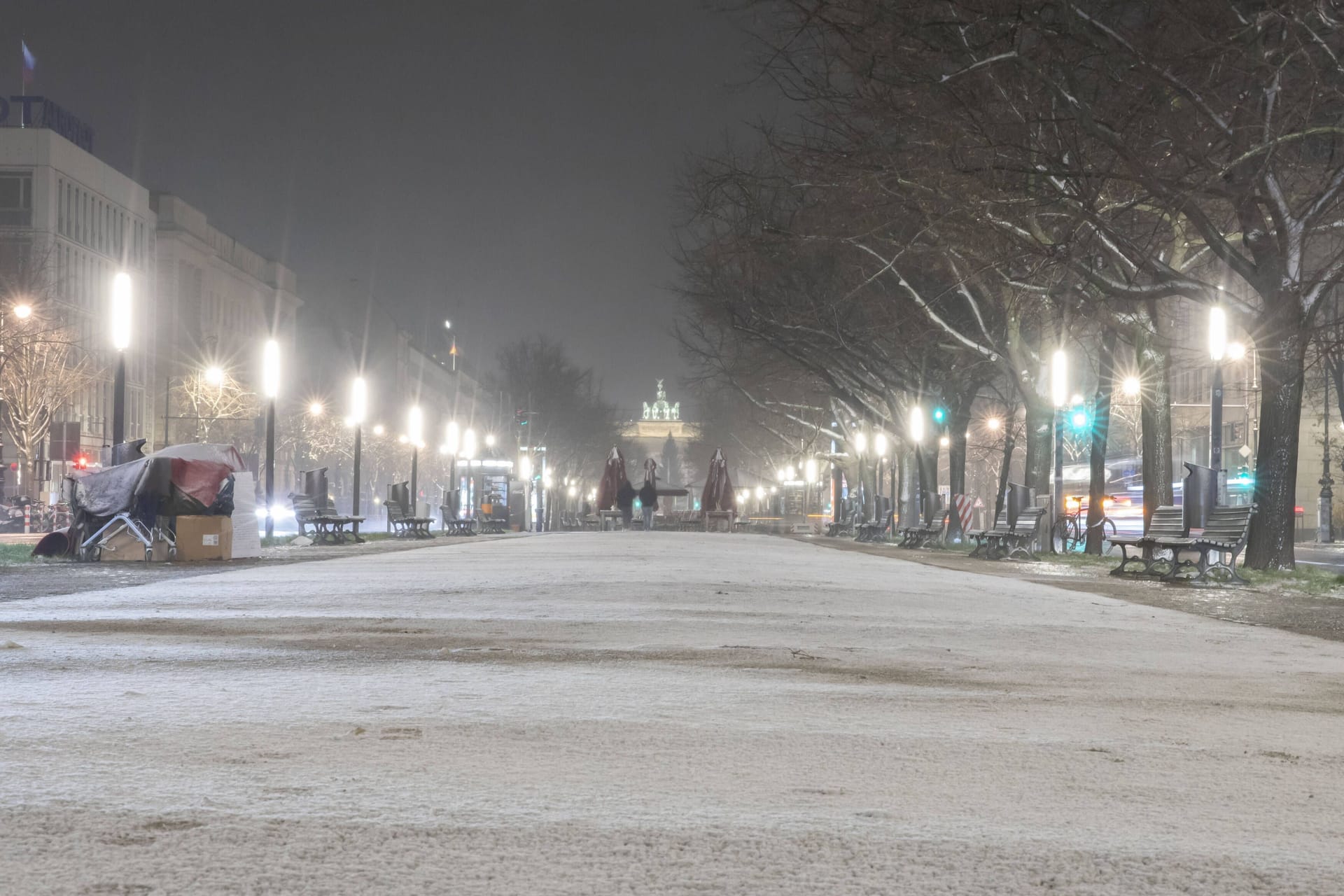 Schnee im Regierungsviertel: Eine kleine Schicht blieb auch liegen.