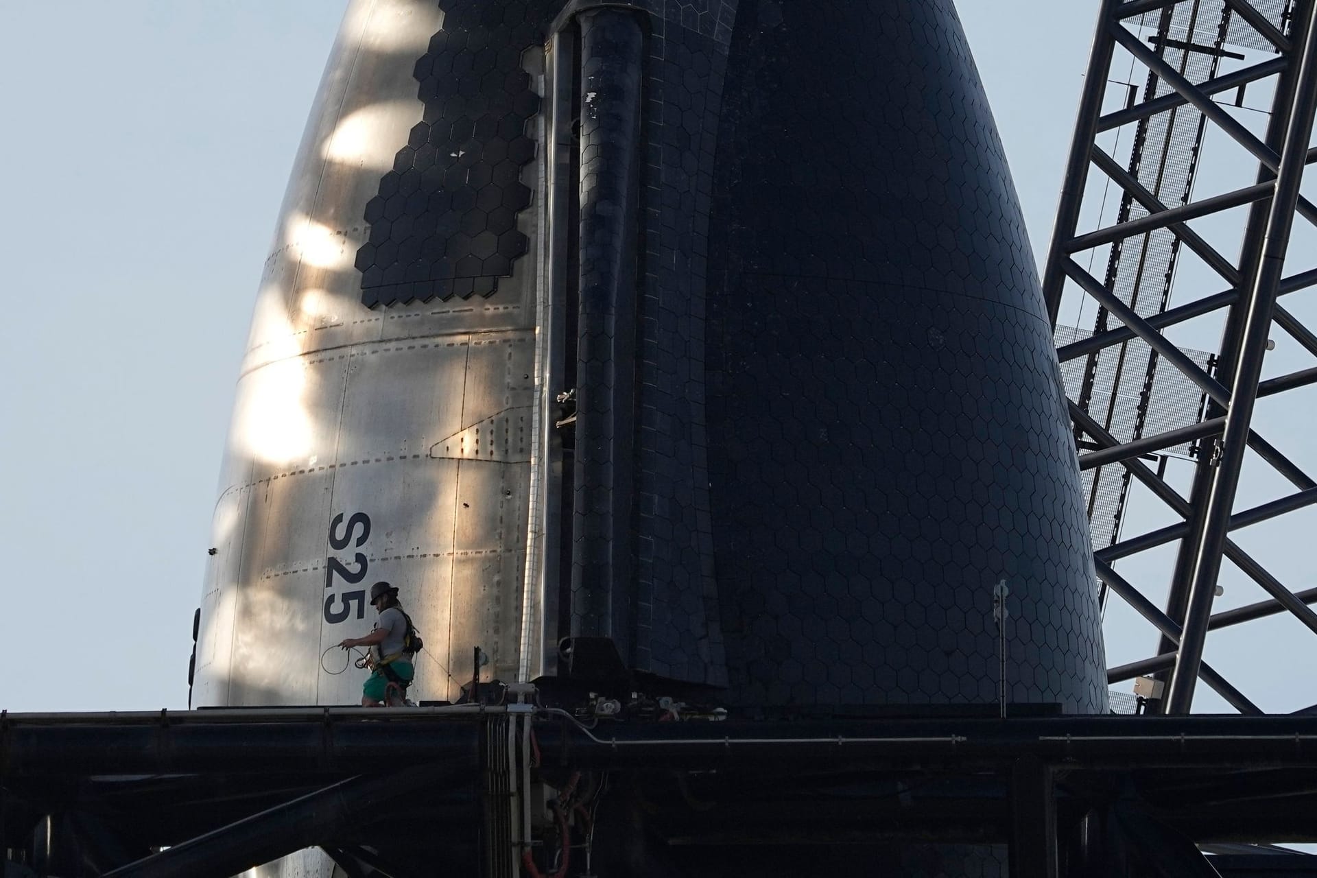 «Starship»
