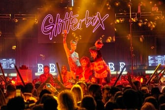 Die Glitterbox Party 2022 live im Kuppelsaal: Hannover ist die einzige deutsche Stadt, in der das Event stattfindet.