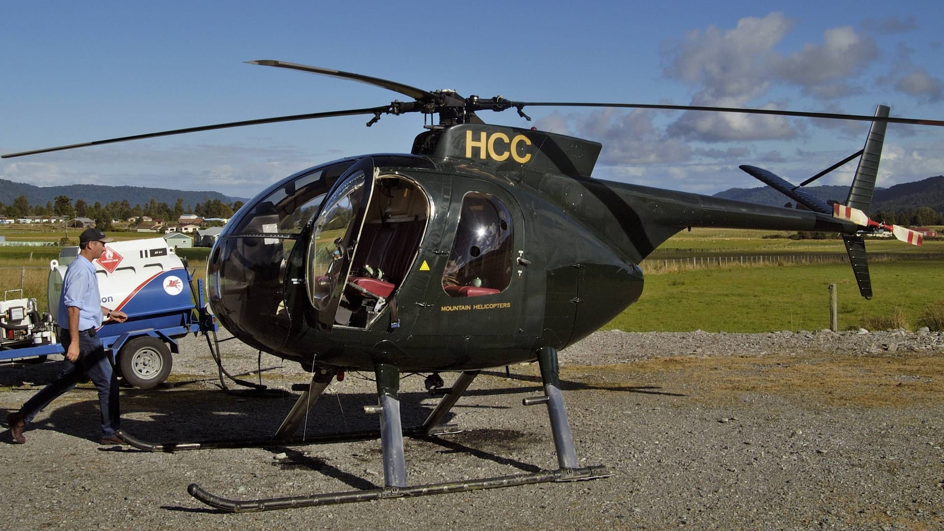 Ein Hughes 369 (Symbolbild): So ein Hubschrauber ging beim jährlich vorgeschriebenen Checkflug zu Bruch. Ein Hughes 369 (Symbolbild): So ein Hubschrauber ging beim jährlich vorgeschriebenen Checkflug zu Bruch.
