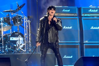 Klaus Meine von den Scorpions in der Silvestershow Celebrate at the Gate am Brandenburger Tor. Berlin, 31.12.2022