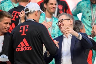 Thomas Tuchel (links) mit Jan-Christian Dreesen: Der Klub-CEO gibt seinem Trainer Rückendeckung.
