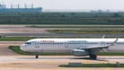 Flugzeug der China Eastern Airline (Archivbild): Den Gästen der Business-Class soll ein ungewöhnliches Gericht angeboten worden sein.
