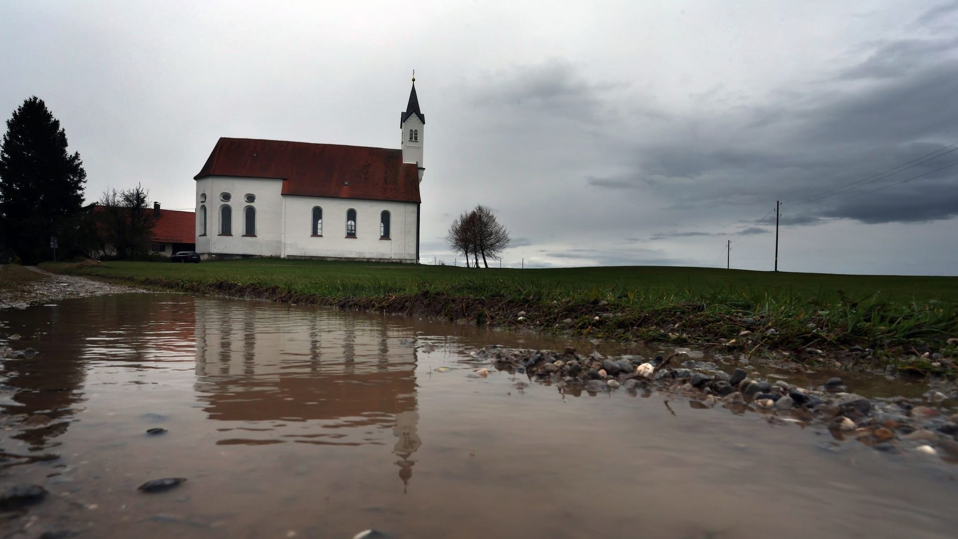 Regen und Wind im Süden Regen und Wind im Süden