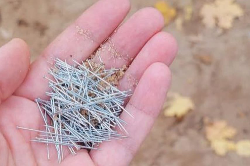 Über 100 Nadeln sind im Sand auf einem Spielplatz in Stein bei Nürnberg gefunden worden – es ist der dritte Vorfall dieser Art.