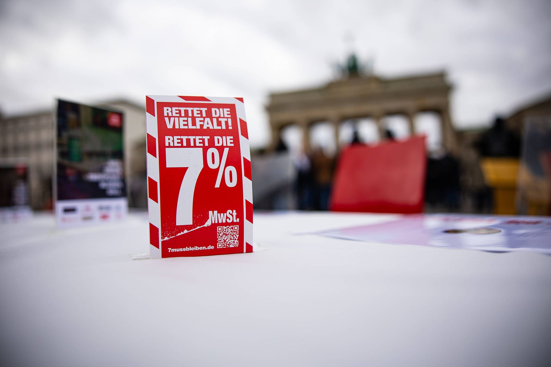 Demonstration für die Beibehaltung der gesenkten Mehrwertsteuer für die Gastronomie: Der Protest war vermutlich ohne Erfolg.