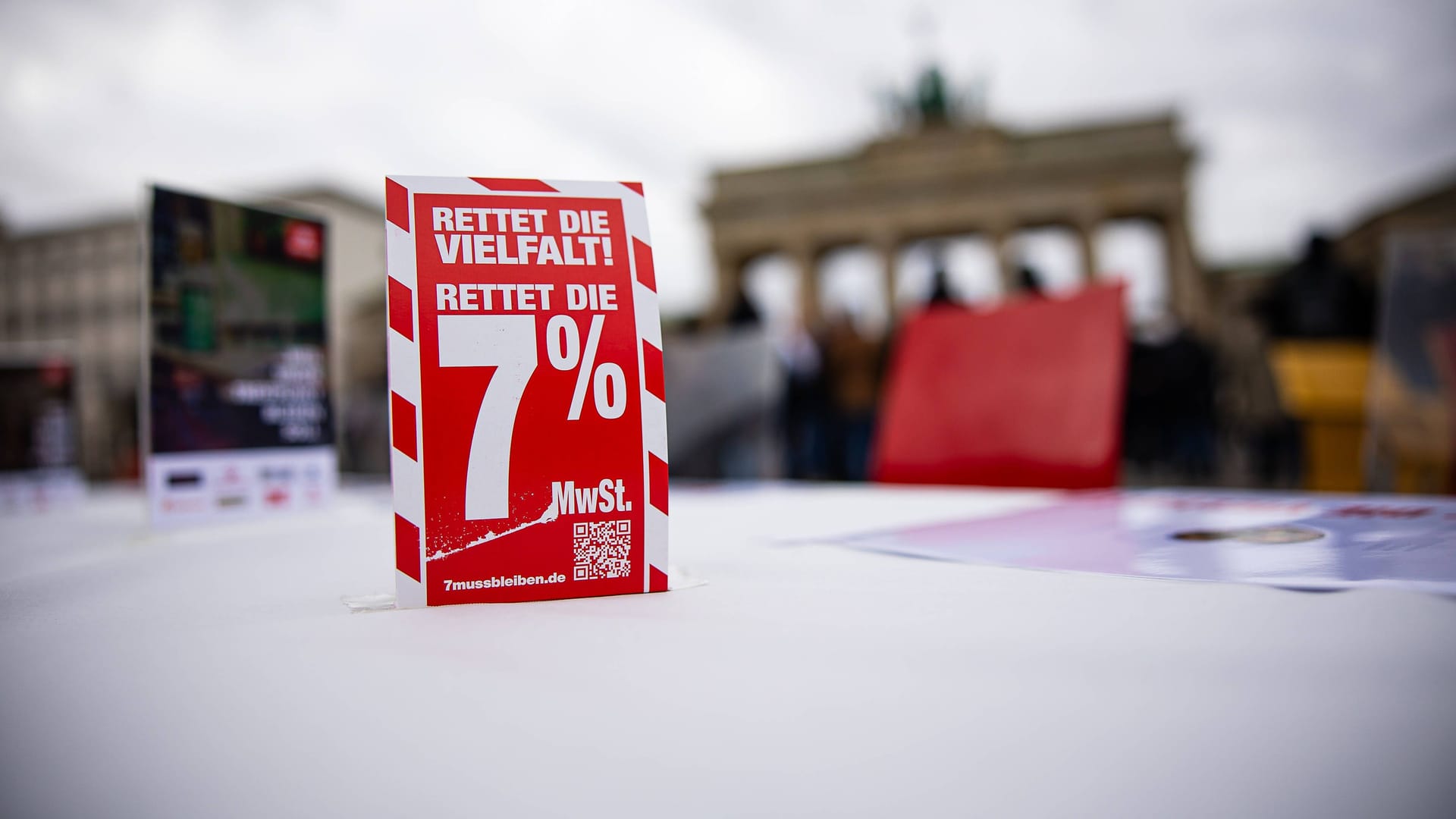 Demonstration für die Beibehaltung der gesenkten Mehrwertsteuer für die Gastronomie: Der Protest war vermutlich ohne Erfolg.