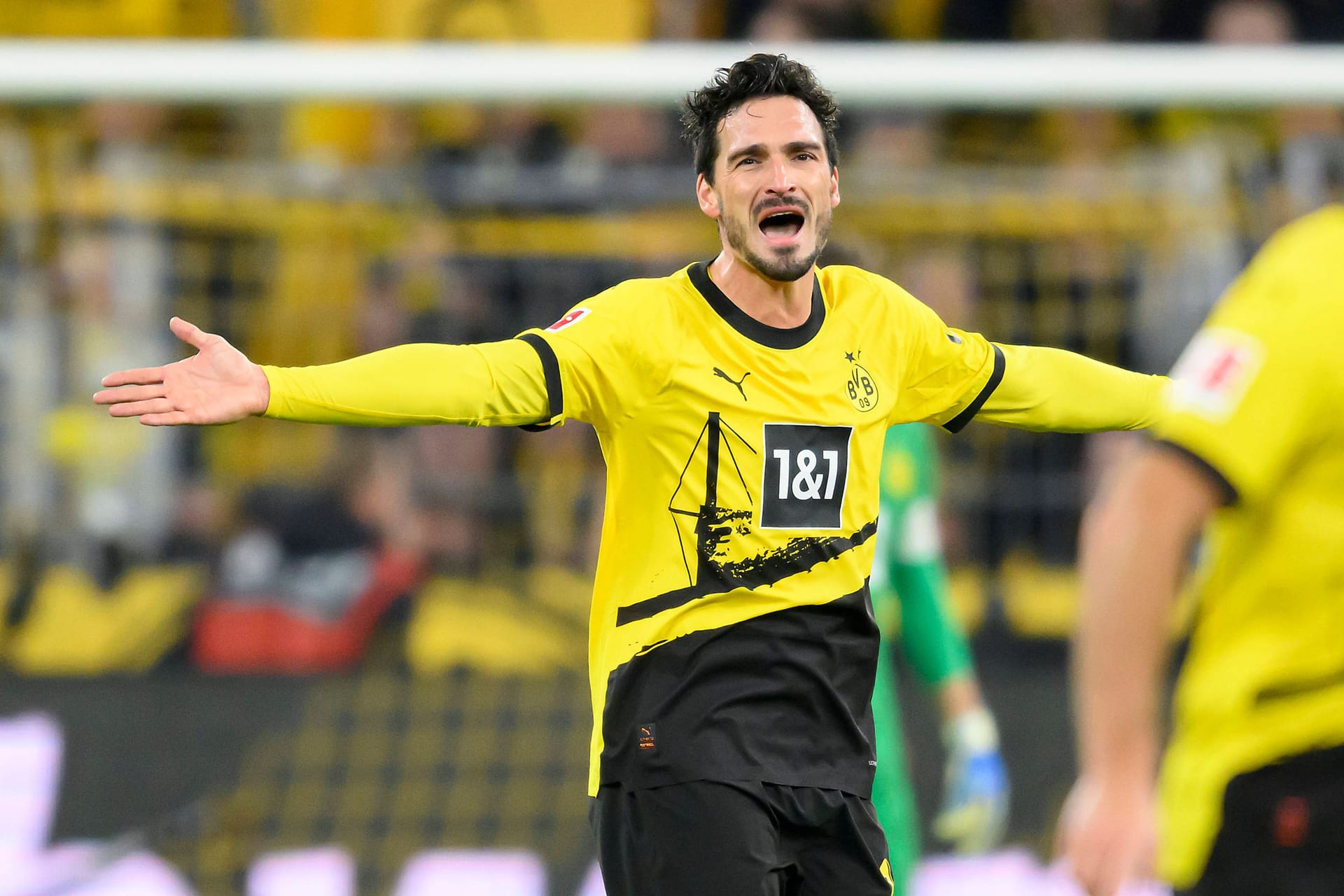 Mats Hummels: Der Innenverteidiger steht mit dem BVB im Achtelfinale des DFB-Pokals.