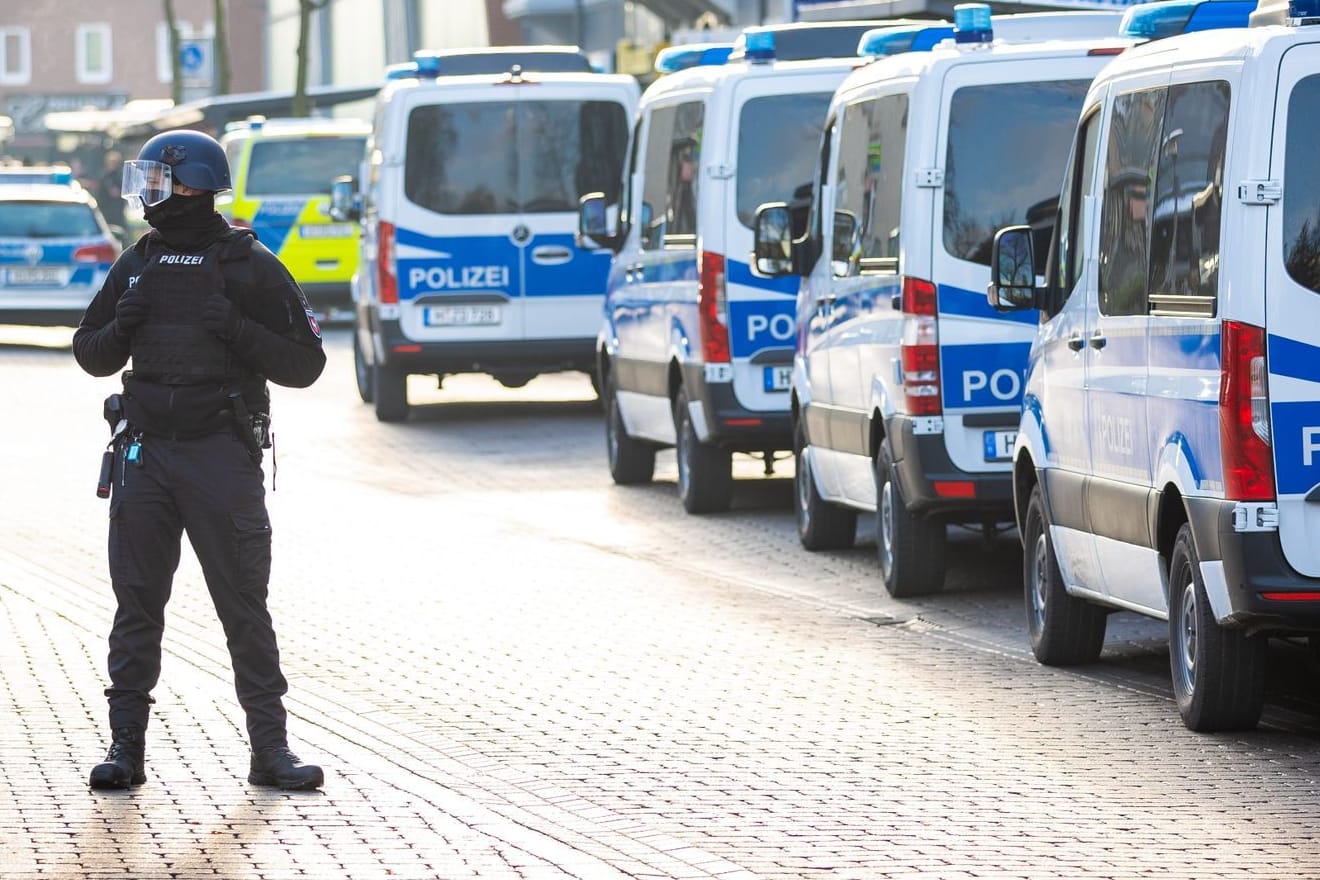 Einsatz am Jobcenter: In Lehrte läuft ein Großeinsatz.