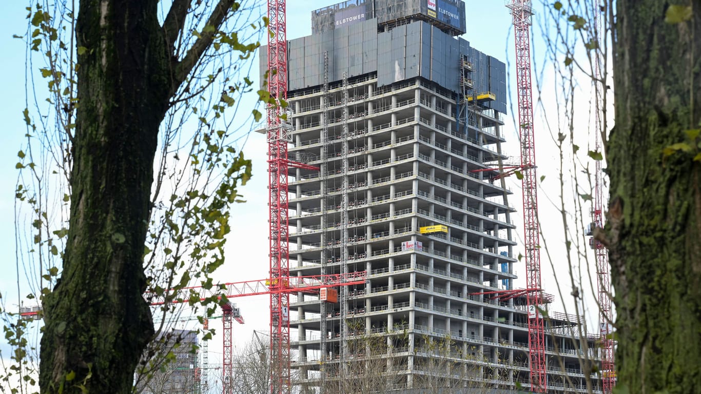 Bauarbeiten am Elbtower (Archivfoto): Der Turm soll mal Hamburgs höchstes Hochhaus werden.