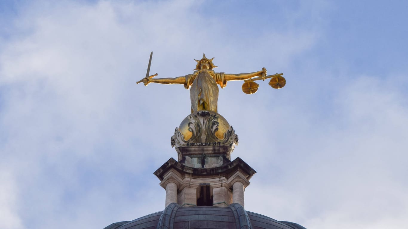 Der Strafgerichtshof Old Bailey in London (Archivbild): Ein Pärchen wurde wegen Mordes schuldig gesprochen.