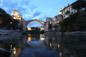 Nach dem Bosnienkrieg wurde die Brücke von Mostar wiederaufgebaut.