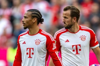 Leroy Sané (l.) und Harry Kane spielen beim FC Bayern eine starke Saison.