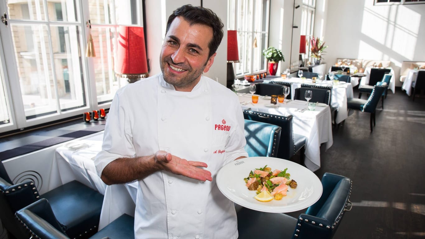 Ali Güngörmü in seinem Restaurant Pageou in München: Es gehört zu den 50 besten Deutschlands.