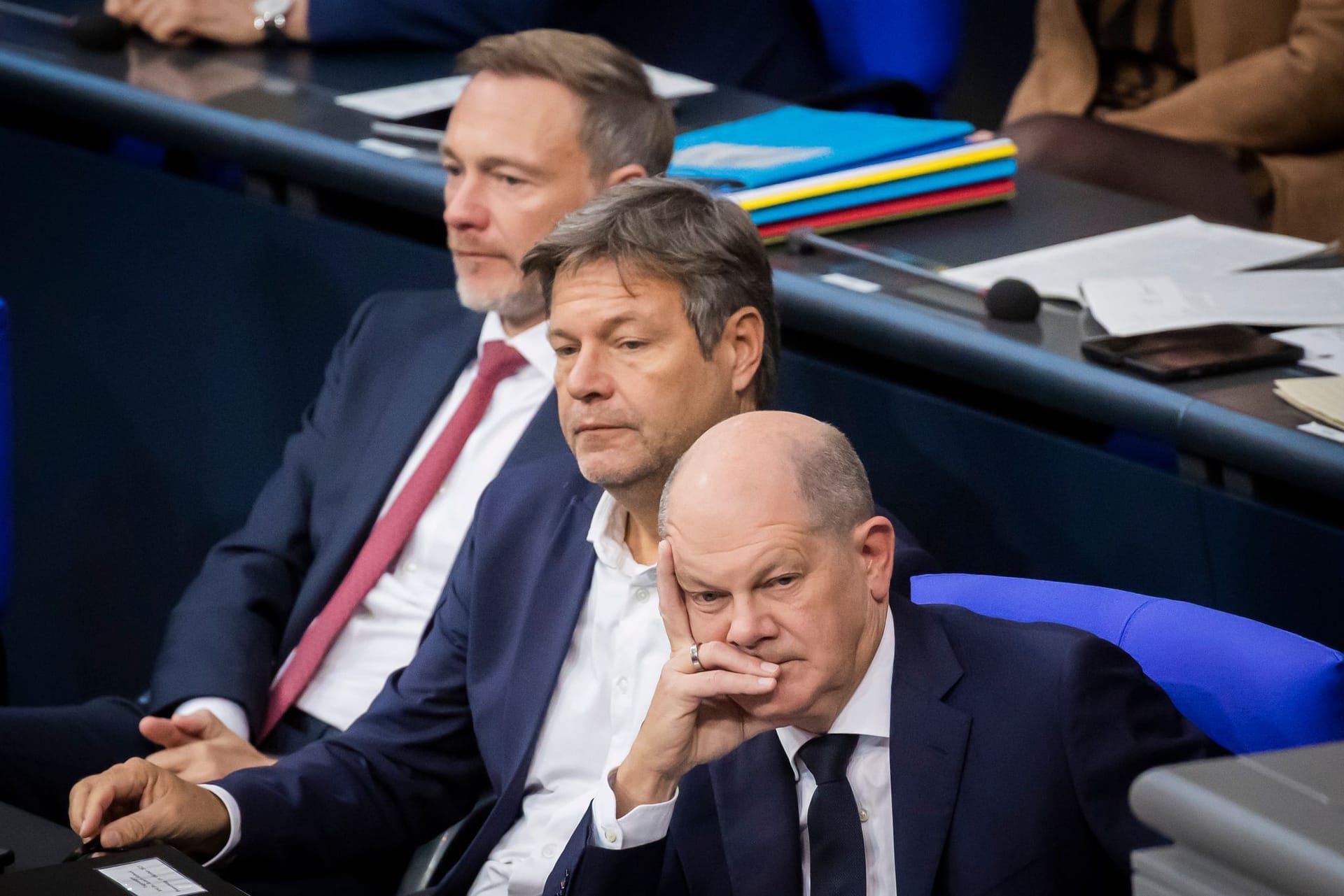 Lindner, Habeck und Scholz im Bundestag: Die Ampel hatte mit der Wahlrechtsreform den Bundestag verkleinern wollen.