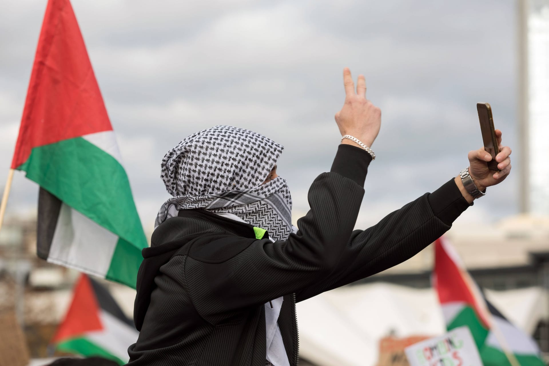 Pro-Palästina-Demo: Schon vor den aktuellen Demonstrationen ist der Antisemitismus in Deutschland gewachsen.