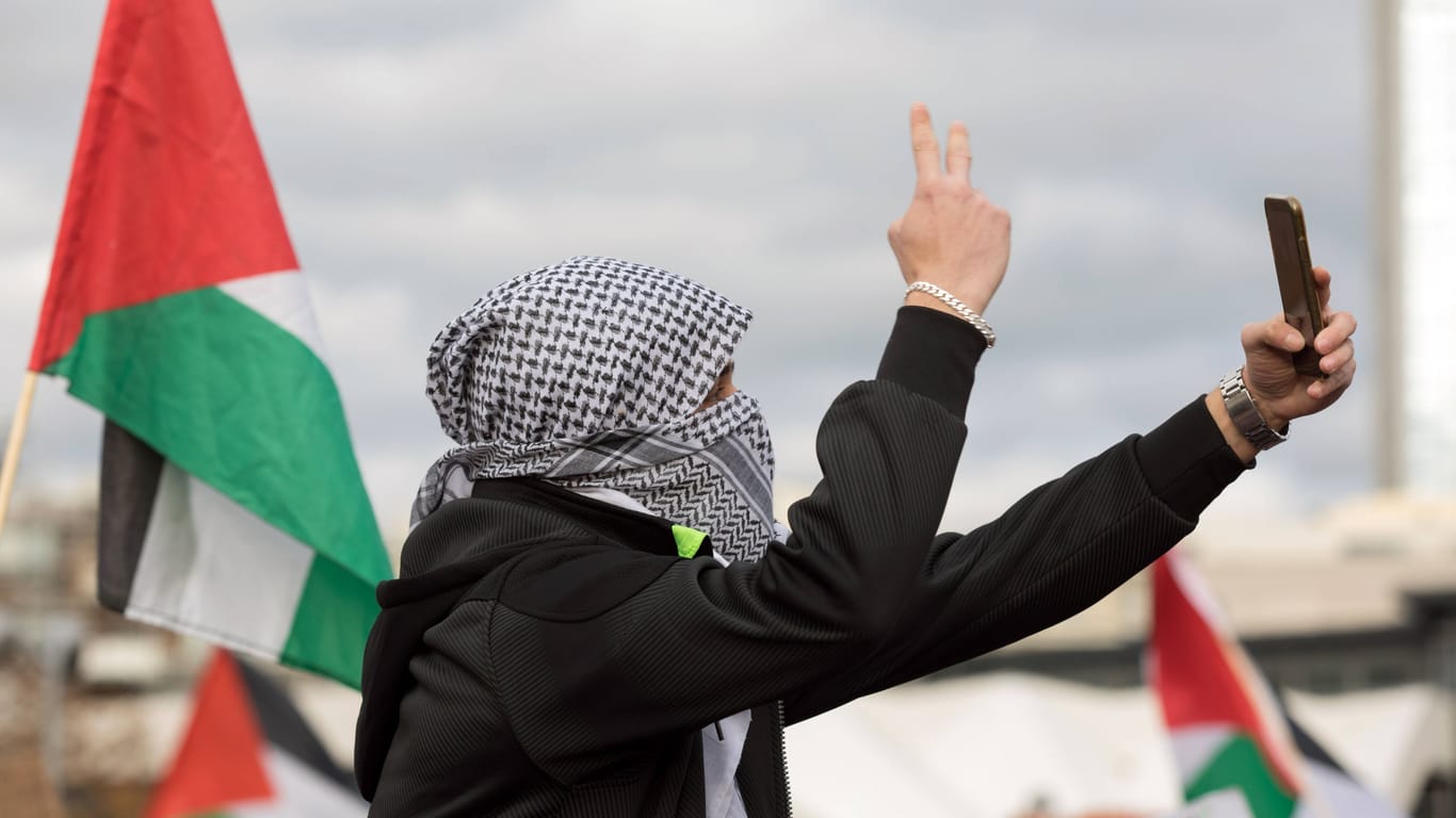 Pro-Palästina-Demo: Schon vor den aktuellen Demonstrationen ist der Antisemitismus in Deutschland gewachsen.