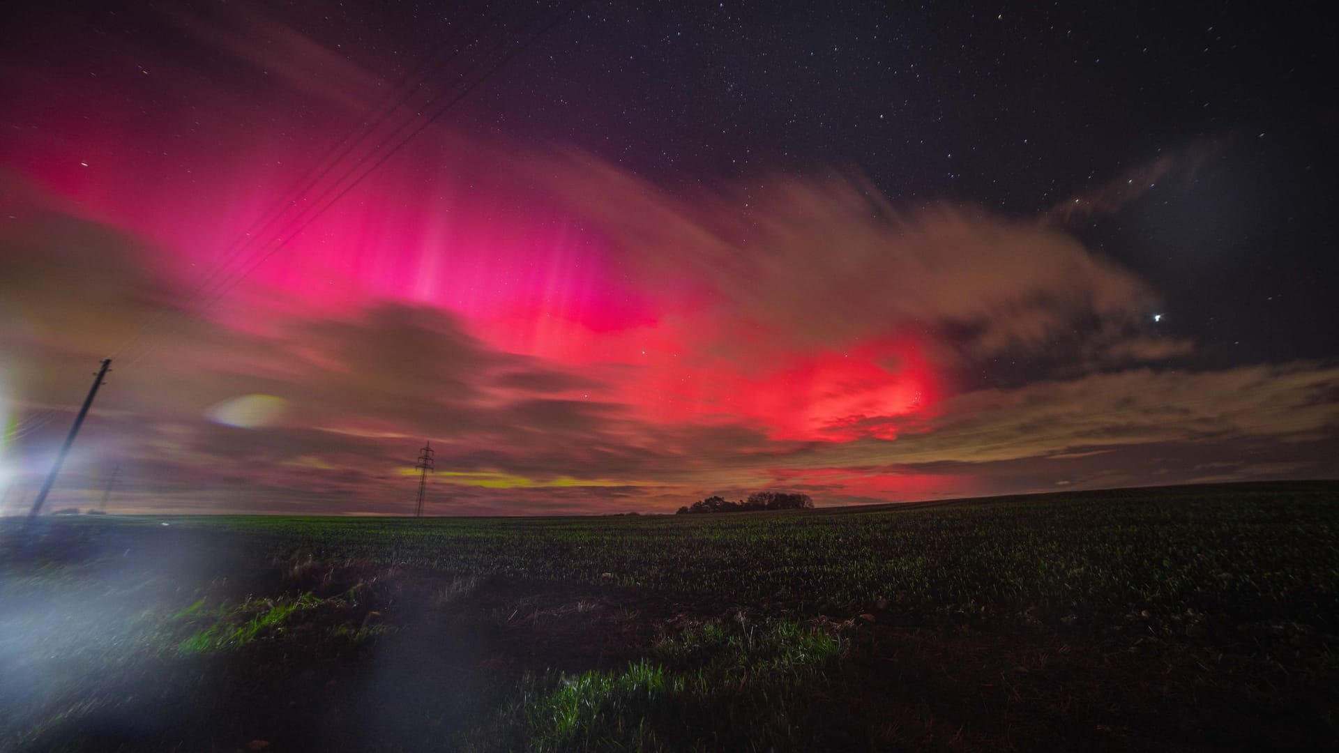 Am Sonntagabend konnten auch bei Zwickau in Mittelsachsen Polarlichter bestaunt werden.