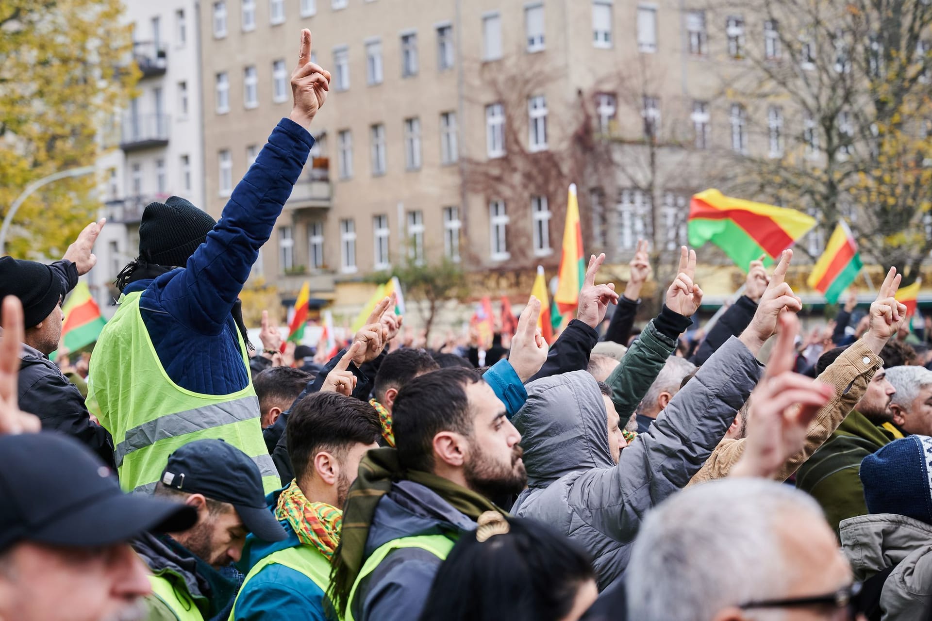 Demonstration „PKK-Verbot aufheben“ in Berlin