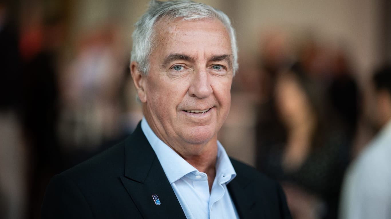 IIHF-Präsident Luc Tardif