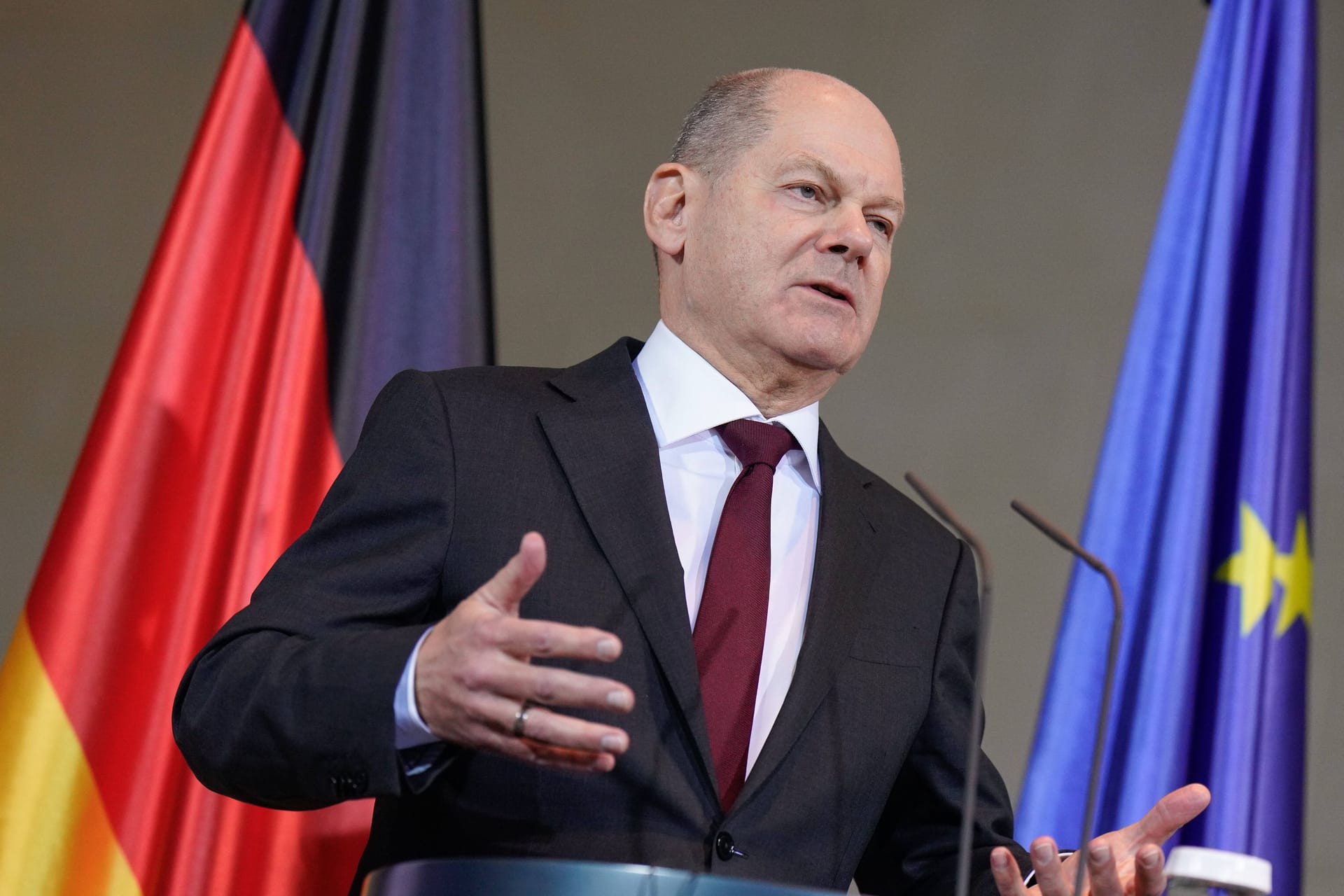 Bundeskanzler Olaf Scholz (Archvbild): In dem Fakevideo setzt sich der Bundeskanzler für ein Verbot der AfD ein.