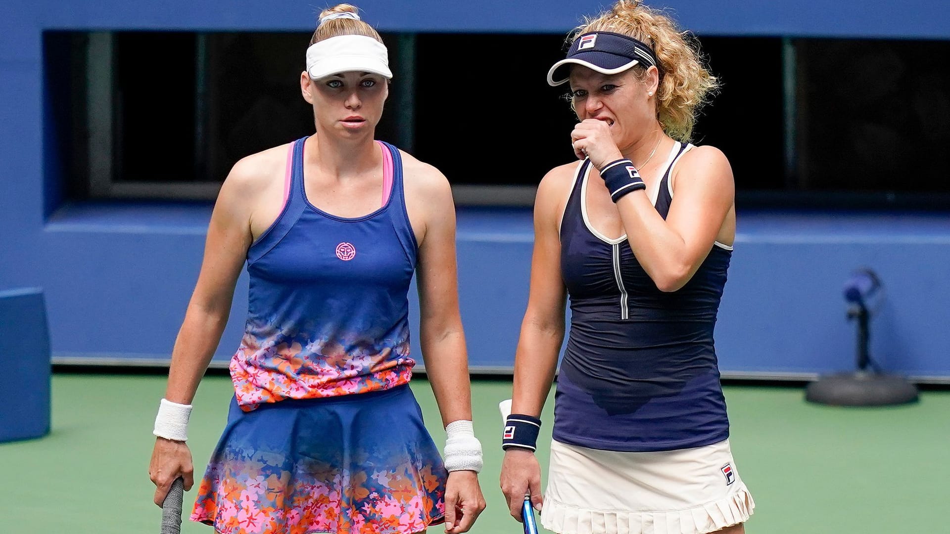 Vera Swonarewa und Laura Siegemund