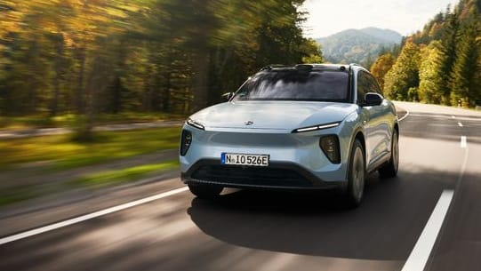 SUV unter Strom: Der EL6 soll mit einer Akkufüllung rund 530 Kilometer weit kommen.