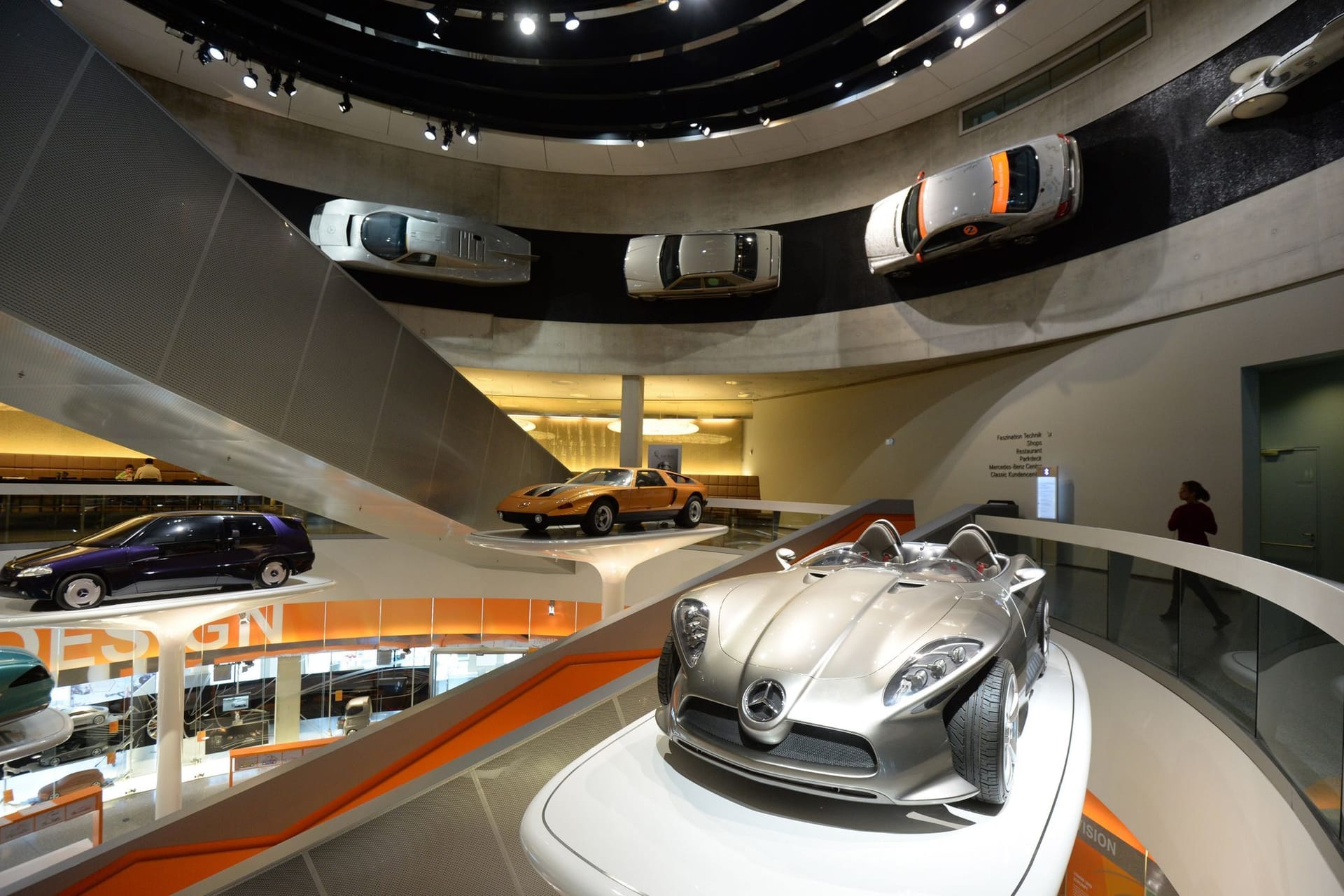 Mercedes-Benz Museum Stuttgart