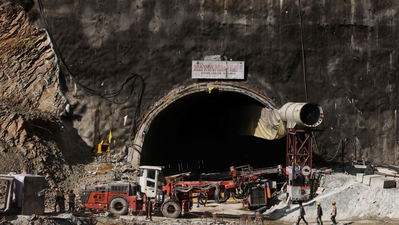 INDIA-TUNNEL/COLLAPSE INDIA-TUNNEL/COLLAPSE