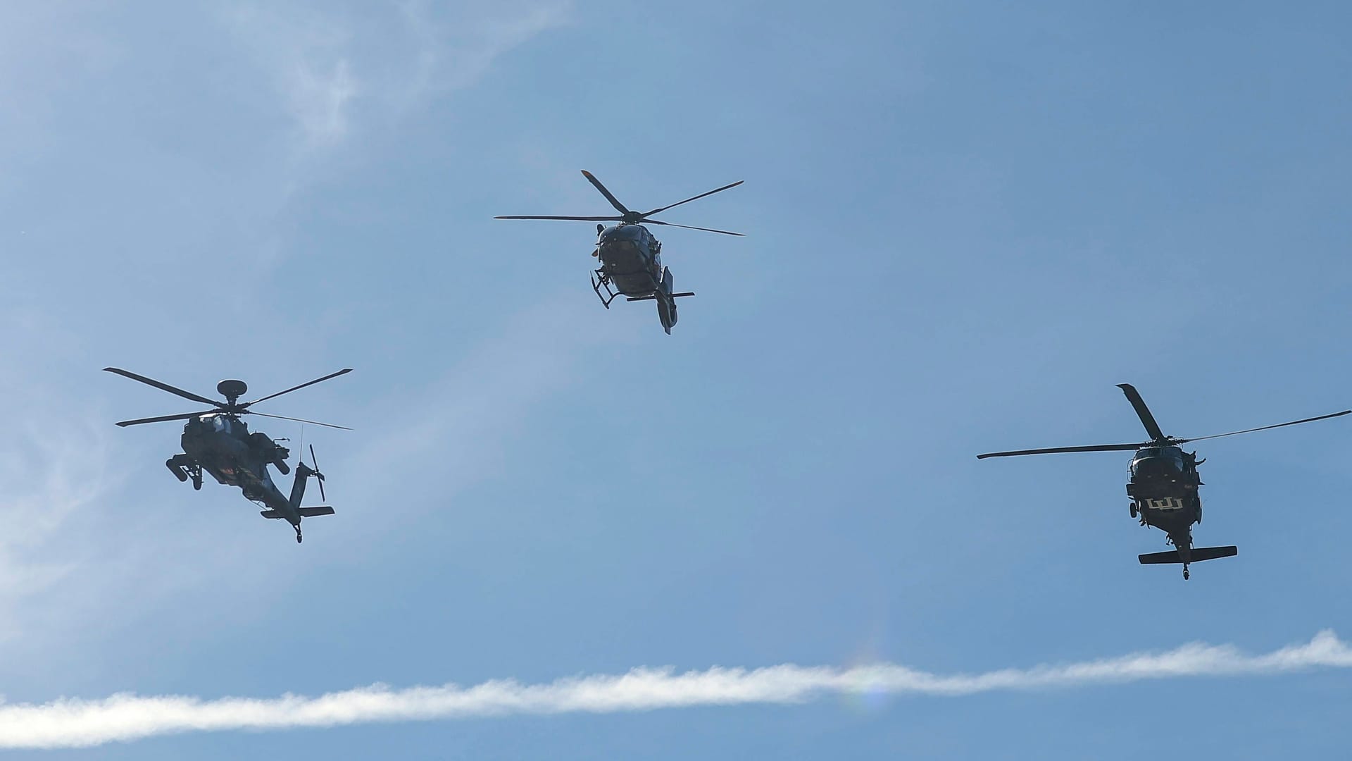 Helikopter des US-Militärs (Archivfoto): Ihr Flug über NRW hat für Aufregung gesorgt.