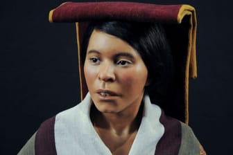 "Juanita", wie die Wissenschaftler sie nennen, war 14 Jahre alt, als sie den Inka-Göttern im 15. Jahrhundert geopfert wurde. Ihre Mumie wurde 1995 gefunden und bekam nun endlich ein Gesicht.