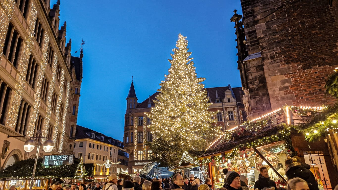 Weihnachtsmarkt in Hannover im vergangenen Jahr (Archivfoto): Der Markt lockt jährlich mehr als eine Million Menschen aus der Region an.