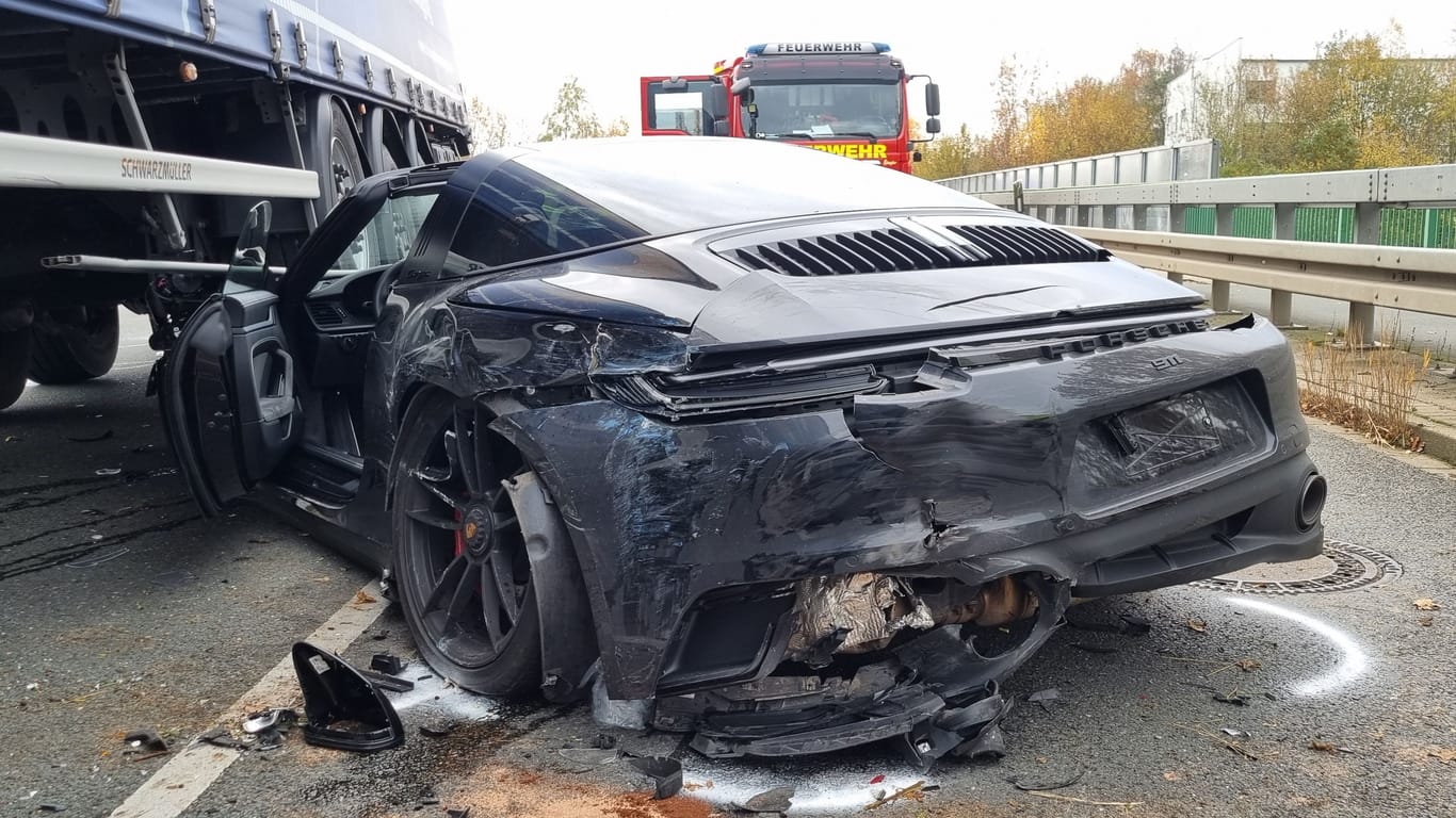 So sah der Porsche 911 Targa nach dem Unfall aus.