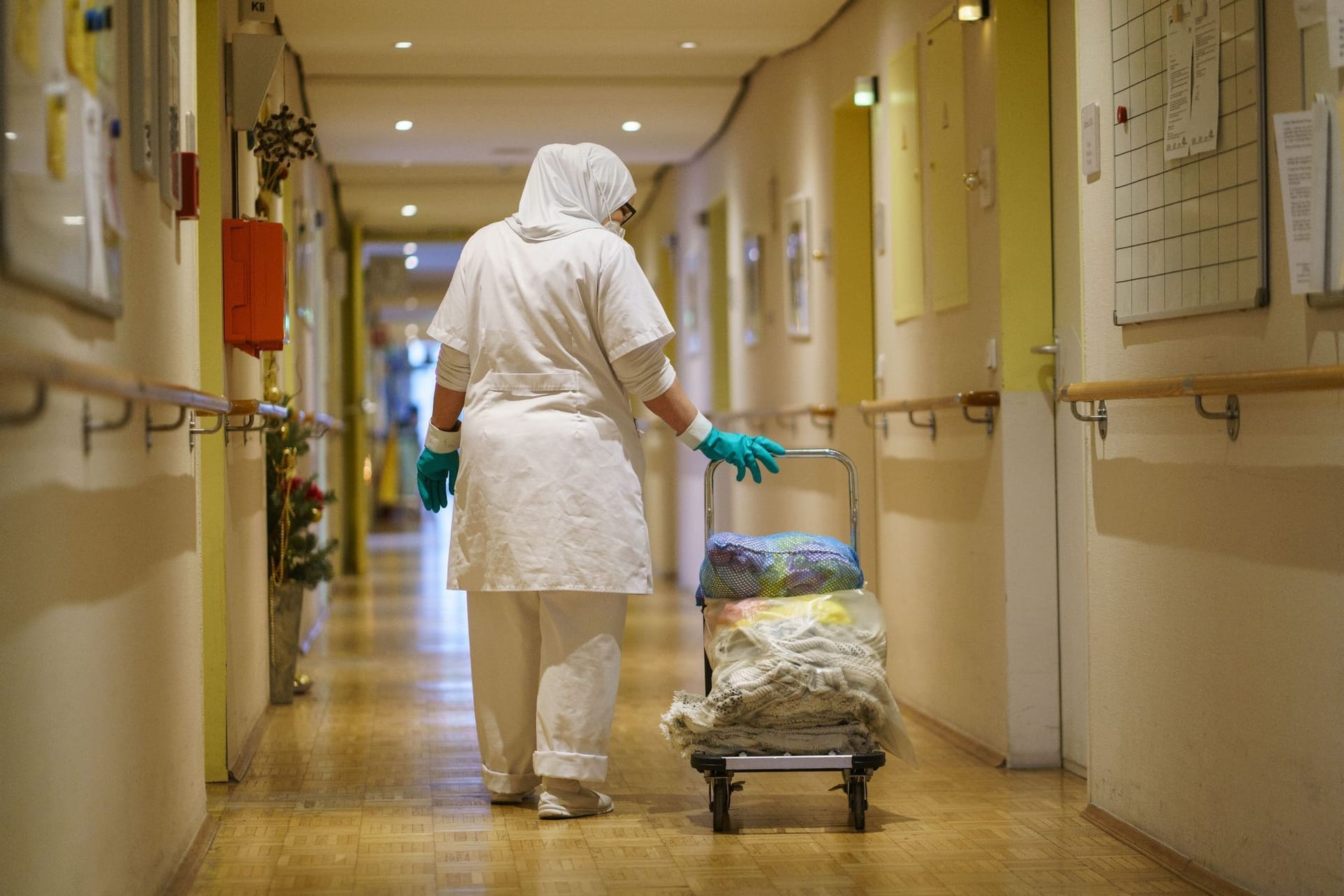 Reinigungskraft im Pflegeheim
