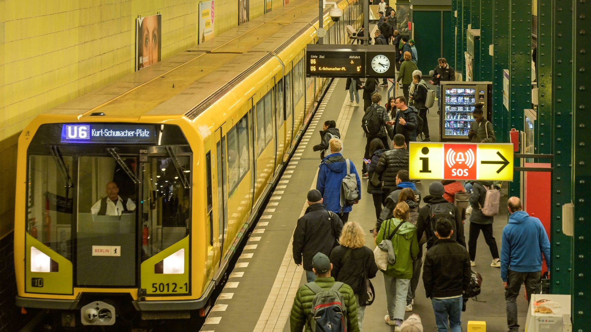 U6, U-Bahnhof Tempelhof, Berlin U6, U-Bahnhof Tempelhof, Berlin