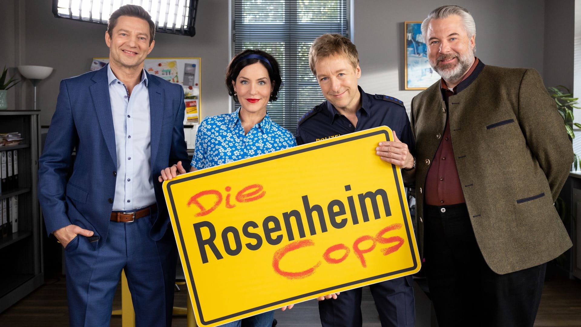 "Die Rosenheim-Cops": Sven Hansen (Igor Jeftić), Miriam Stockl (Marisa Burger), Michi Mohr (Max Müller) und Anton Stadler (Dieter Fischer)