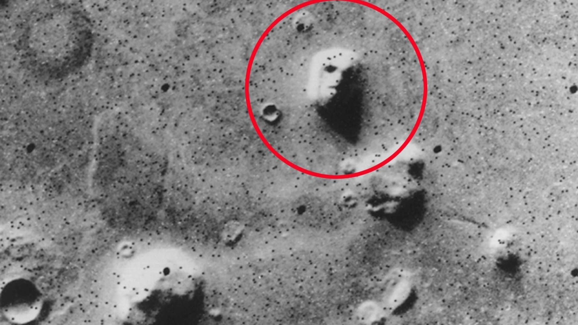 Das berühmte "Marsgesicht" ist ein klassischer Fall von Pareidolie. Es wurde bereits im Jahr 1976 aufgenommen.