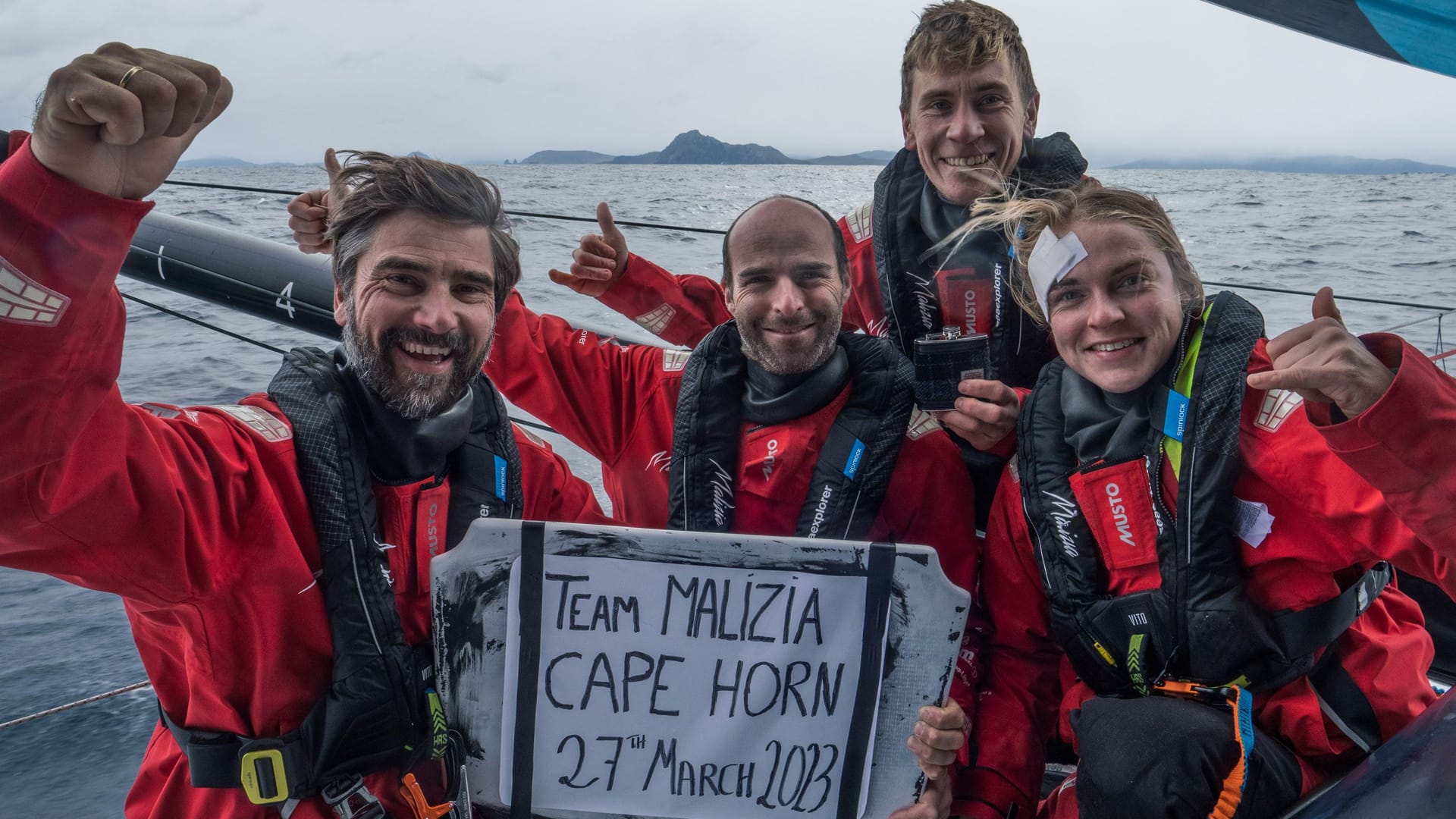 Boris Herrmann mit Crew: Der Extremsegler will Klima und Umwelt schützen.