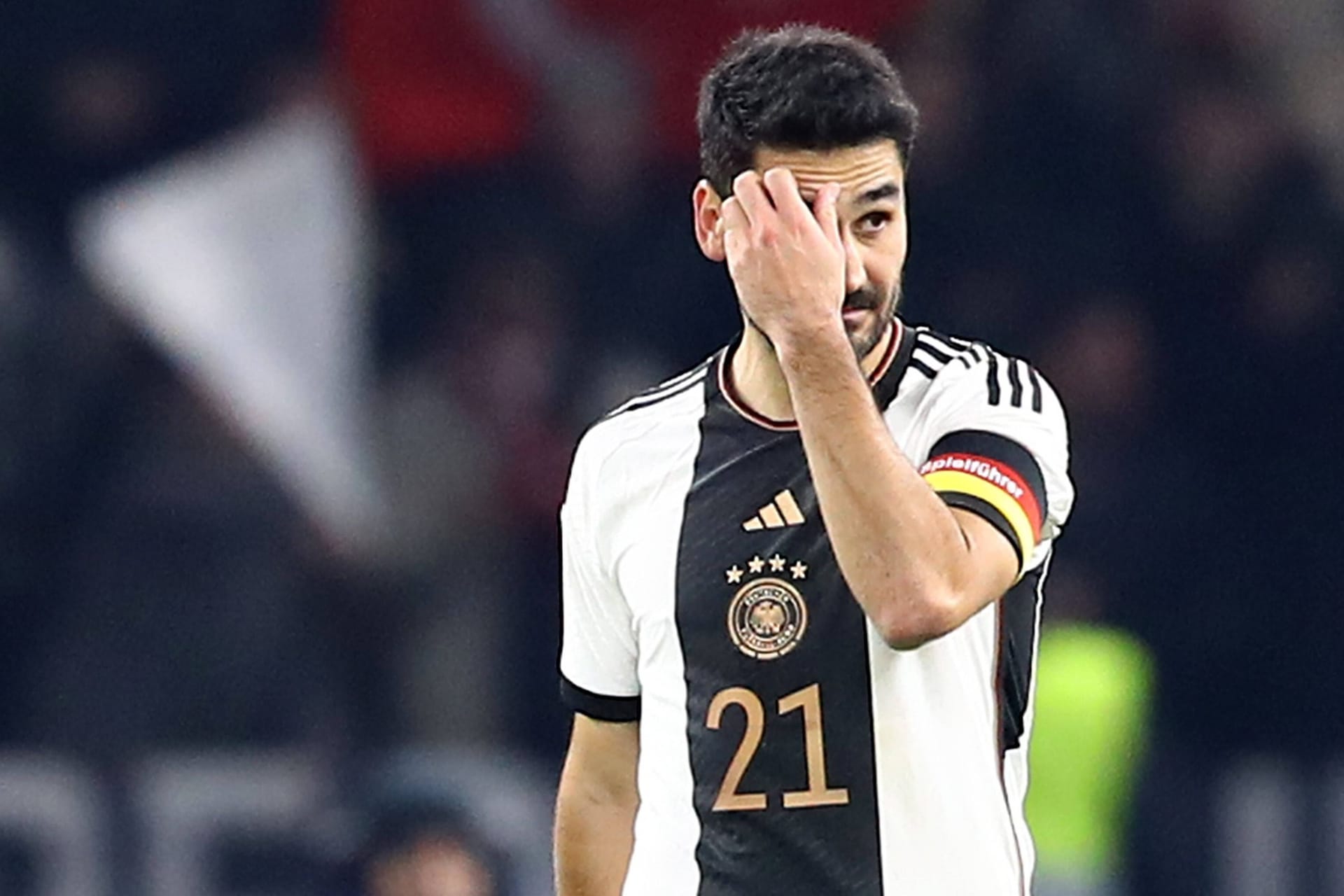 Enttäuscht: İlkay Gündoğan verlor mit der DFB-Elf gegen die Türkei.