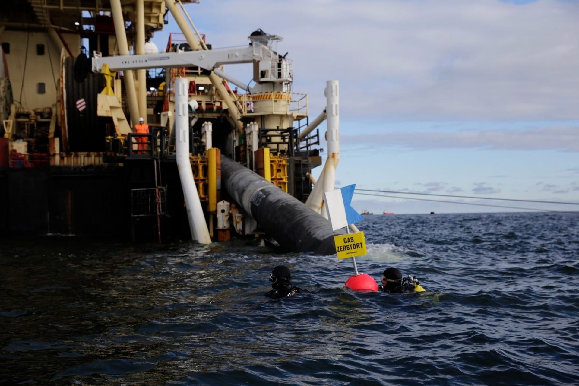 Greenpeace demonstriert gegen Pipeline