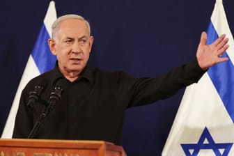 Benjamin Netanjahu, Ministerpräsident von Israel: "Wir haben beeindruckende Erfolge erzielt und sind über die Außenbezirke von Gaza-Stadt hinausgekommen."