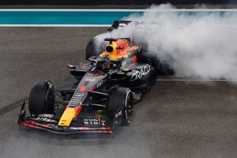 Max Verstappen feiert: Auch beim Saisonfinale in Abu Dhabi war der Weltmeister nicht zu schlagen.