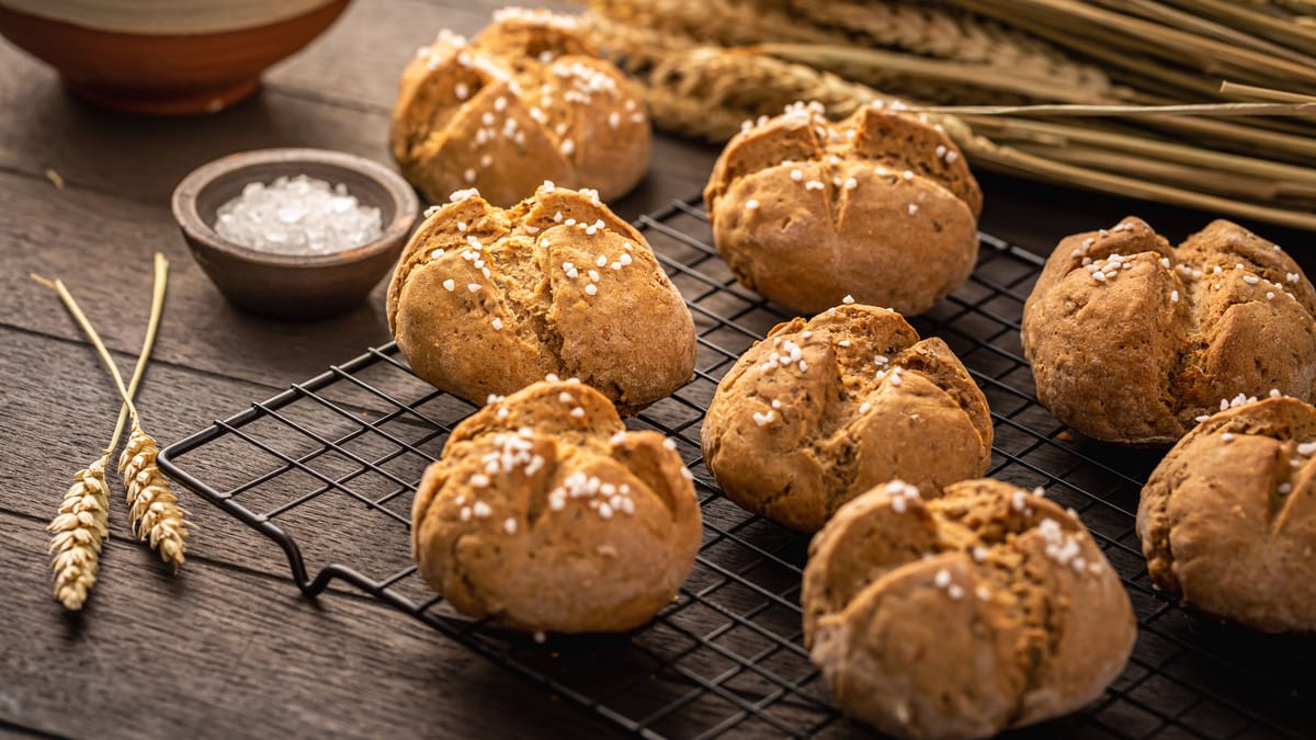 Walnuss-Brötchen selber backen: Diese zwei Rezepte gelingen garantiert