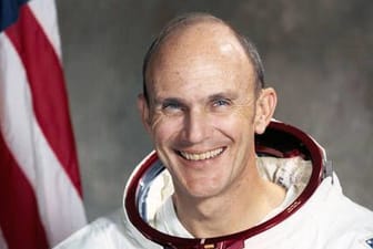 Der Astronaut Thomas K. Mattingly ist tot. Er war Teil der Apollo-13-Mission.
