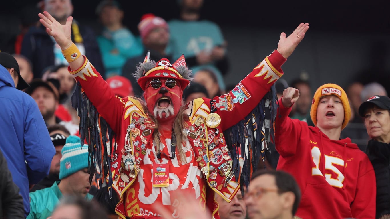 Ein glücklicher Chiefs-Fan: Ich Frankfurt sah ein sein Team siegen.