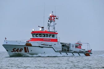 Seenotrettungskreuzer "Anneliese Kramer" (Archivbild): Hier im Einsatz in der Nordsee in 2021.