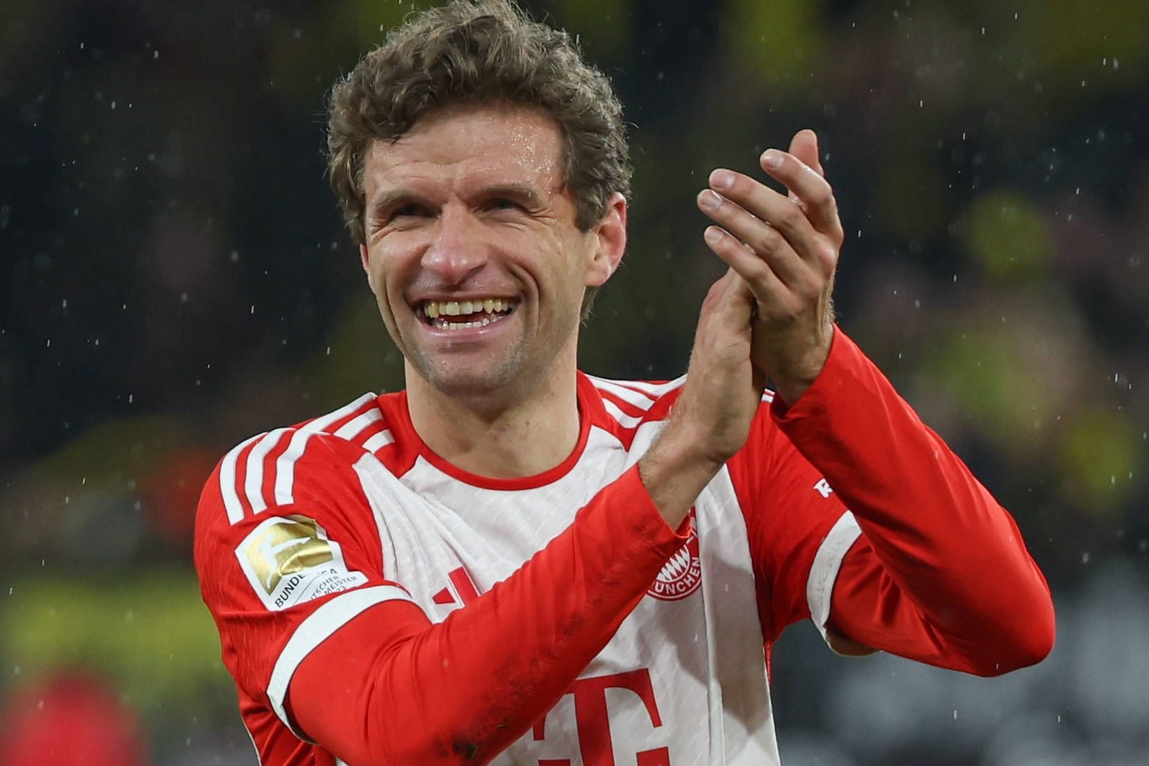 Da klatscht der Bayer: Zwei Spiele des Rekordmeisters werden bald kostenlos im Free-TV zu sehen sein.